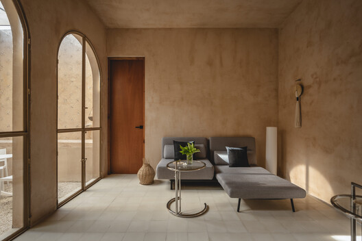 Hermitage House C70 / ASMD Taller Arquitectura Hermitage House C70 / ASMD Taller Arquitectura - Interior Photography, Chair, Concrete