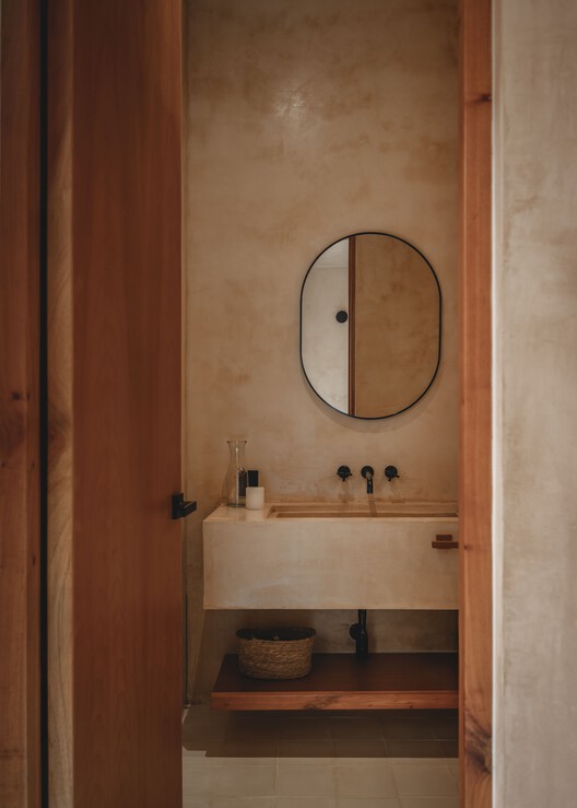 Hermitage House C70 / ASMD Taller Arquitectura Hermitage House C70 / ASMD Taller Arquitectura - Interior Photography, Bathroom, Sink