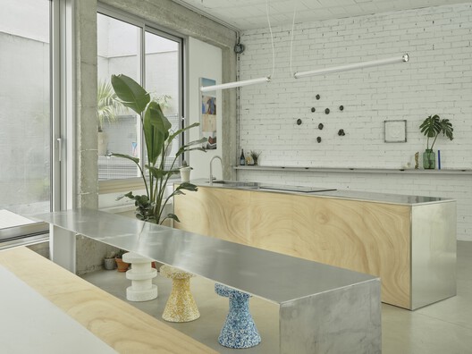 Hybrid Infrastructure Doble Erre / Morphism Hybrid Infrastructure Doble Erre / Morphism - Interior Photography, Kitchen, Countertop, Sink