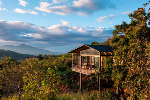 House in the Air / Marcela Carranza Arquitectura - Exterior Photography