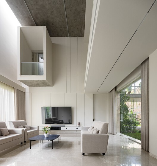Twilight House / Spacefiction Studio Twilight House / Spacefiction Studio - Interior Photography, Living Room, Wood, Chair