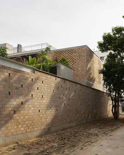 Twilight House / Spacefiction Studio Twilight House / Spacefiction Studio - Image 10 of 33