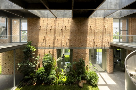 Twilight House / Spacefiction Studio Twilight House / Spacefiction Studio - Image 18 of 33