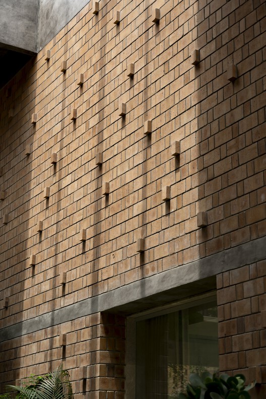 Twilight House / Spacefiction Studio Twilight House / Spacefiction Studio - Interior Photography, Wood, Brick