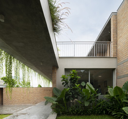 Twilight House / Spacefiction Studio Twilight House / Spacefiction Studio - Image 23 of 33