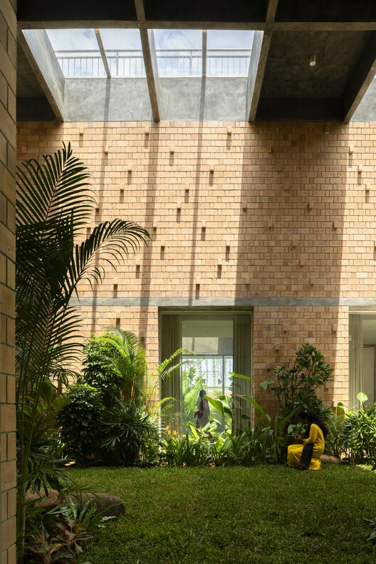 Twilight House / Spacefiction Studio Twilight House / Spacefiction Studio - Exterior Photography