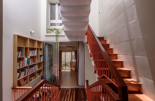 Tomi House / The Studio Tomi House / The Studio - Interior Photography, Wood, Stairs, Lighting, Handrail