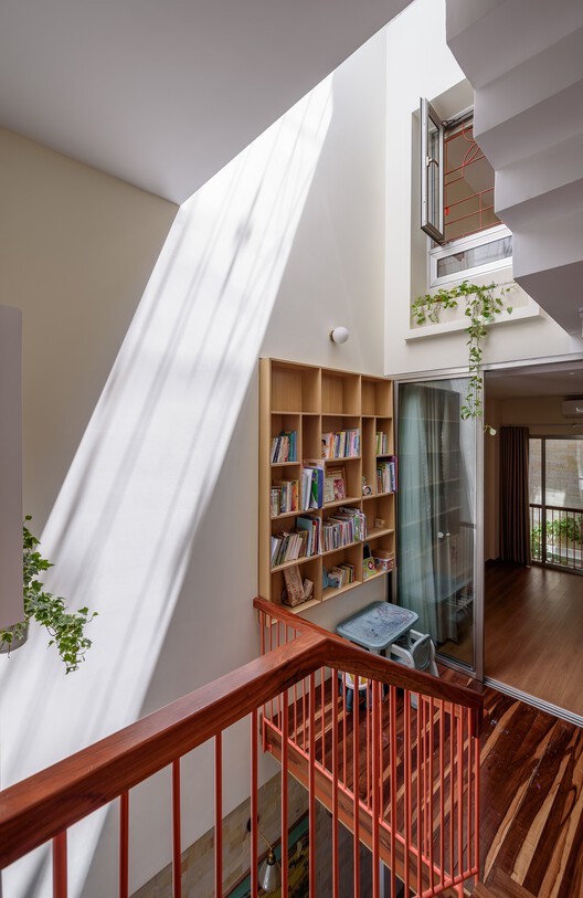 Tomi House / The Studio Tomi House / The Studio - Interior Photography, Closet, Wood, Stairs, Handrail