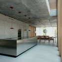 Cherokee House / STUDIO KP2 - Fotografía interior, Cocina, Madera, Encimera, Sillas