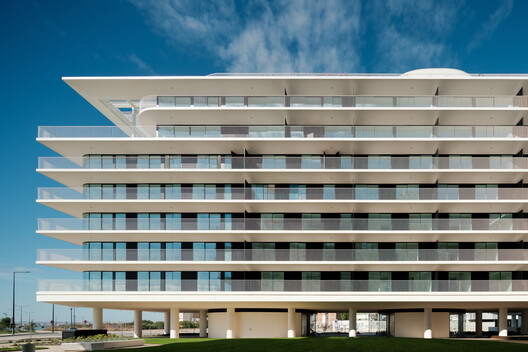 Nooba Building / Saraiva + Associados Nooba Building / Saraiva + Associados - Exterior Photography