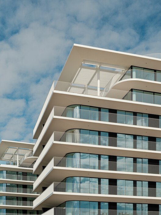 Nooba Building / Saraiva + Associados Nooba Building / Saraiva + Associados - Exterior Photography