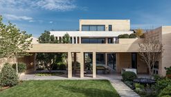 DR House / ARC Architects
