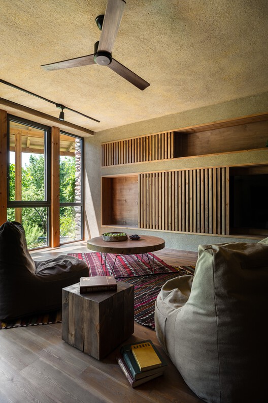Country House in Boladala Village / ARC Architects Country House in Boladala Village / ARC Architects - Interior Photography, Wood, Lighting