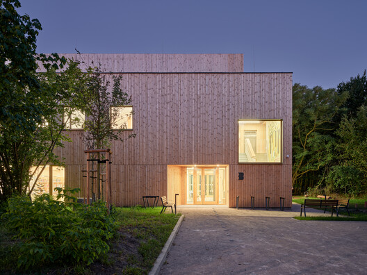 Public Library in Choszczówka / Ambient - Exterior Photography, Wood