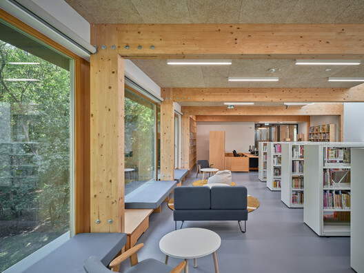 Public Library in Choszczówka / Ambient - Interior Photography, Living Room, Wood