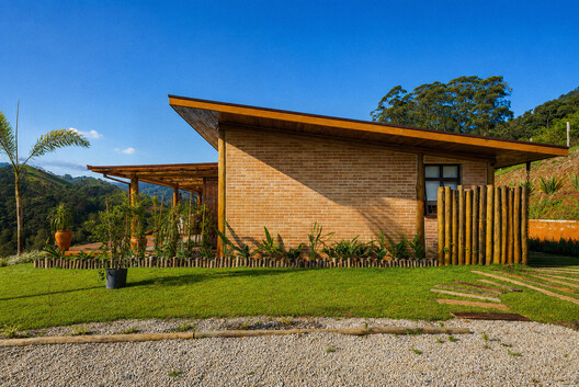 C.E. House / Dall'Ovo Magalhães Arquitetura C.E. House / Dall'Ovo Magalhães Arquitetura - Exterior Photography