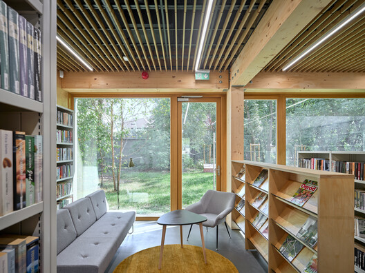 Public Library in Choszczówka / Ambient - Interior Photography, Wood, Shelving