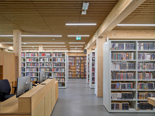 Public Library in Choszczówka / Ambient - Interior Photography, Closet, Shelving