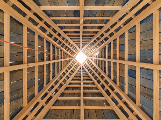 Katūvu Hut / HUT atelier d'architecture Katūvu Hut / HUT atelier d'architecture - Image 5 of 18