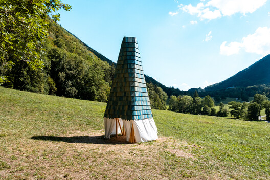 Katūvu Hut / HUT atelier d'architecture Katūvu Hut / HUT atelier d'architecture - Exterior Photography