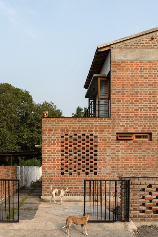 The Threshold House / Madras Spaces The Threshold House / Madras Spaces - Image 7 of 23