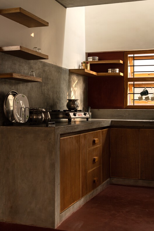 The Threshold House / Madras Spaces The Threshold House / Madras Spaces - Interior Photography, Kitchen, Countertop