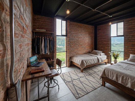 Granero House / Minqa Atelier Granero House / Minqa Atelier - Interior Photography, Bedroom, Wood, Brick, Bed, Chair