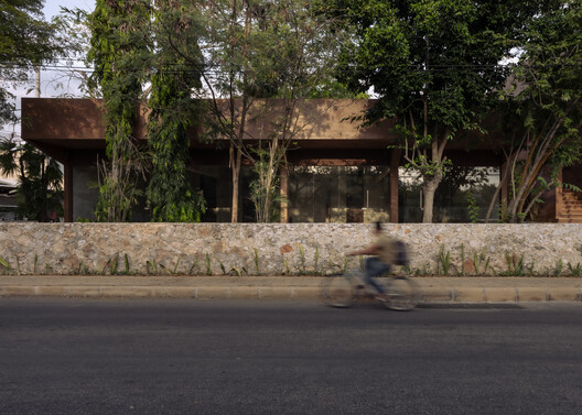 Esquina Nativa Center / TACO taller de arquitectura contextual Esquina Nativa Center / TACO taller de arquitectura contextual - Exterior Photography