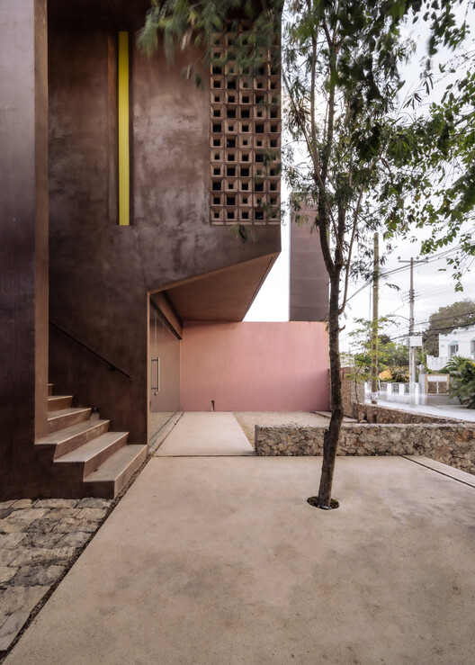 Esquina Nativa Center / TACO taller de arquitectura contextual - Image 3 of 29