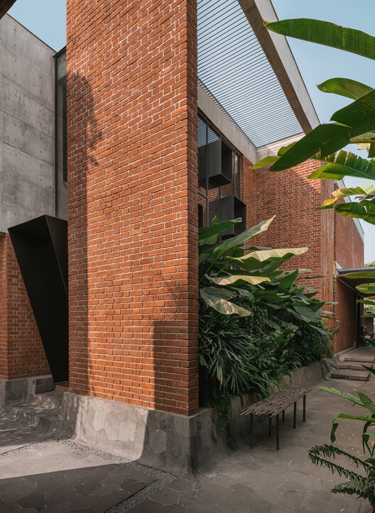 The House of Memories / Studio Lagom The House of Memories / Studio Lagom - Exterior Photography, Brick