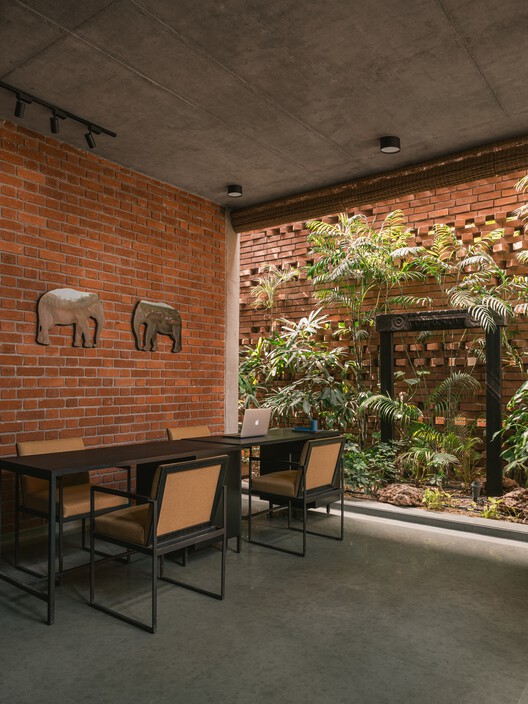 The House of Memories / Studio Lagom The House of Memories / Studio Lagom - Interior Photography, Table, Chair, Brick