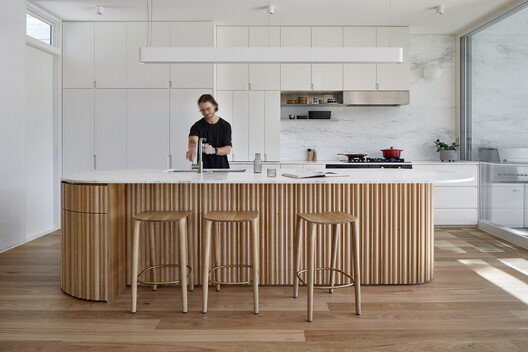 Fringe Dweller Residence / Mihaly Slocombe Fringe Dweller Residence / Mihaly Slocombe - Interior Photography, Kitchen, Wood, Countertop