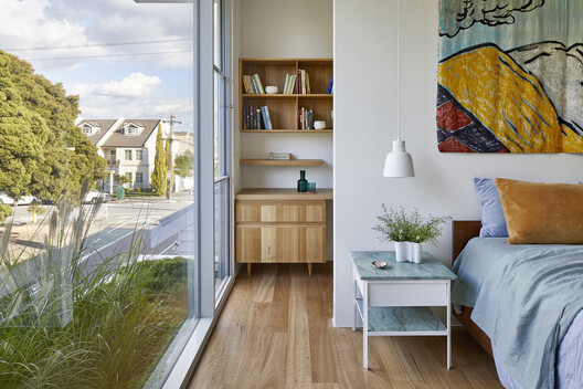 Fringe Dweller Residence / Mihaly Slocombe Fringe Dweller Residence / Mihaly Slocombe - Interior Photography, Wood, Chair, Glass