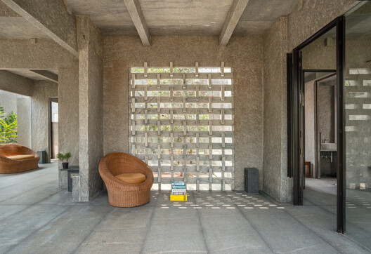 OH HO Residence / Play Architecture - Interior Photography, Wood, Concrete, Column