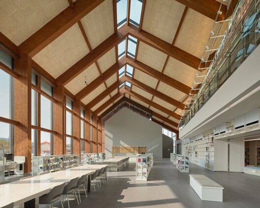 Gochang Hwang Yunseok Library / Hyunjoon Yoo + Partners - Interior Photography, Wood, Beam