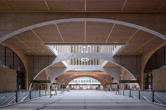 Reused Brick and Timber Shape Reiulf Ramstad Arkitekter's New Railway Station in Sweden Reused Brick and Timber Shape Reiulf Ramstad Arkitekter's New Railway Station in Sweden - Image 6 of 20