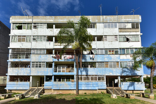 Radically Collective: The Legacy of Cuba's Microbrigadas Housing Program - Image 5 of 5