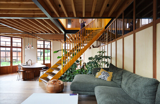 Tomas & Katrien House / Atelier Vens Vanbelle Tomas & Katrien House / Atelier Vens Vanbelle - Interior Photography, Living Room, Wood, Stairs, Chair
