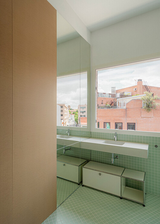 Aguacate Space / ALE Estudio Aguacate Space / ALE Estudio - Interior Photography, Glass, Sink, Bathroom