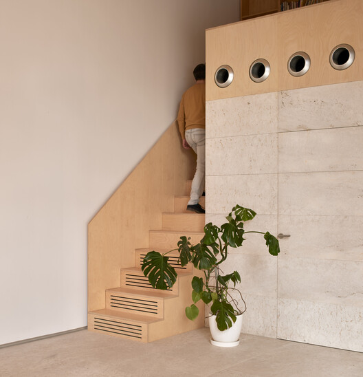 Rehabilitation of the Orrios Exchange building / Oscar Escuder Arquitectura Rehabilitation of the Orrios Exchange building / Oscar Escuder Arquitectura - Interior Photography, Wood, Stairs