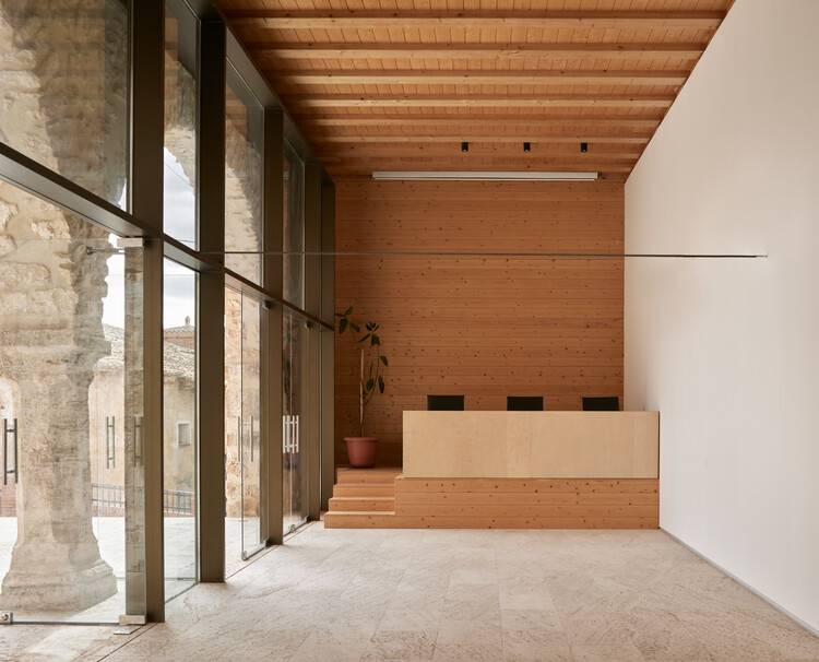 Reabilitação do edifício Orrios Exchange / Oscar Escuder Arquitectura - Renovação