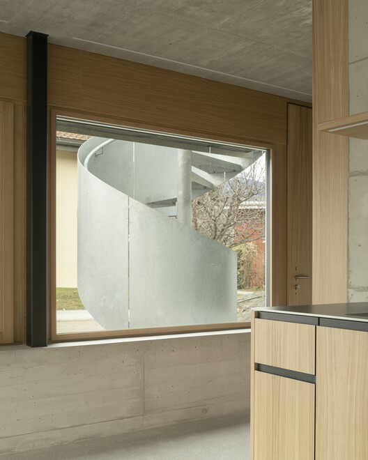 Caloz Bramois House / R2A Architectes - Interior Photography, Wood, Concrete