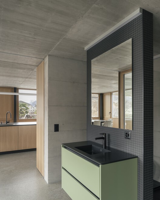 Caloz Bramois House / R2A Architectes - Interior Photography, Glass, Countertop, Sink