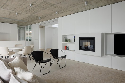 Green House / M2 Senos Arquitectos - Interior Photography, Wood, Lighting, Chair, Glass
