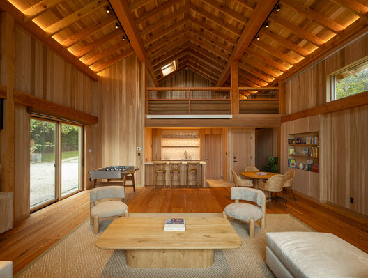 Casa High Bluff / Mapos Casa High Bluff / Mapos - Fotografía interior, Sala de estar, Madera, Fijación Vigas
