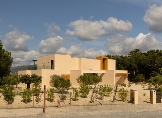 Tróia 37 House / Fragmentos Tróia 37 House / Fragmentos - Exterior Photography