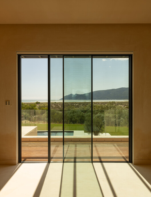 Tróia 37 House / Fragmentos Tróia 37 House / Fragmentos - Image 18 of 28