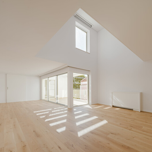 Junqueira 307 Apartments / Fragmentos Junqueira 307 Apartments / Fragmentos - Interior Photography, Wood