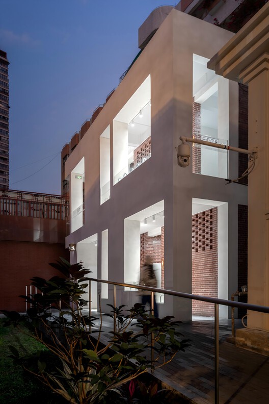 Ultra-small Infrastructure Buildings / NODE Achitecture & Urbanism - Image 29 of 46