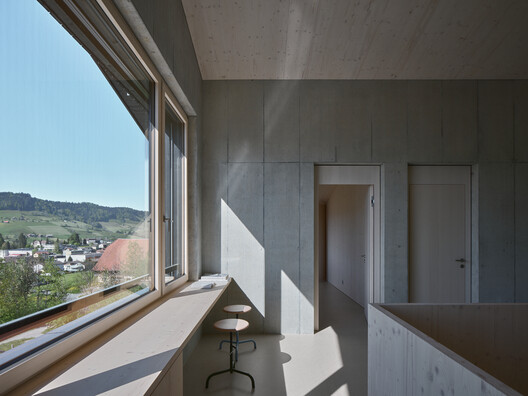 House on Concrete Walls / dolmus Architekten House on Concrete Walls / dolmus Architekten - Interior Photography, Concrete